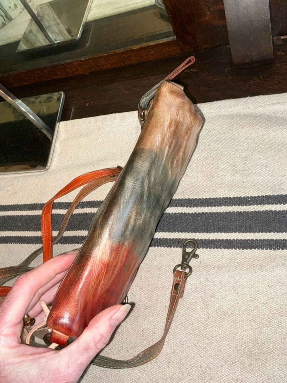 NWT Bed Stu Cadence Wallet Wristlet Crossbody Bag Cool Sangria MSRP $200 - Picture 9 of 13